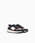Zapatillas de ante y malla con logotipo y suela de goma