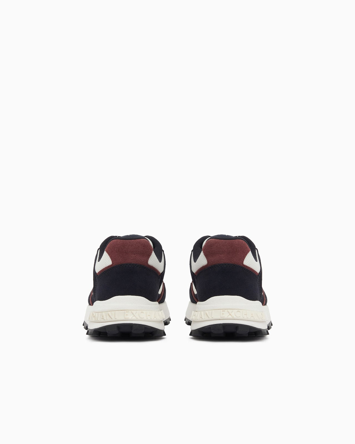 Zapatillas de ante y malla con logotipo y suela de goma
