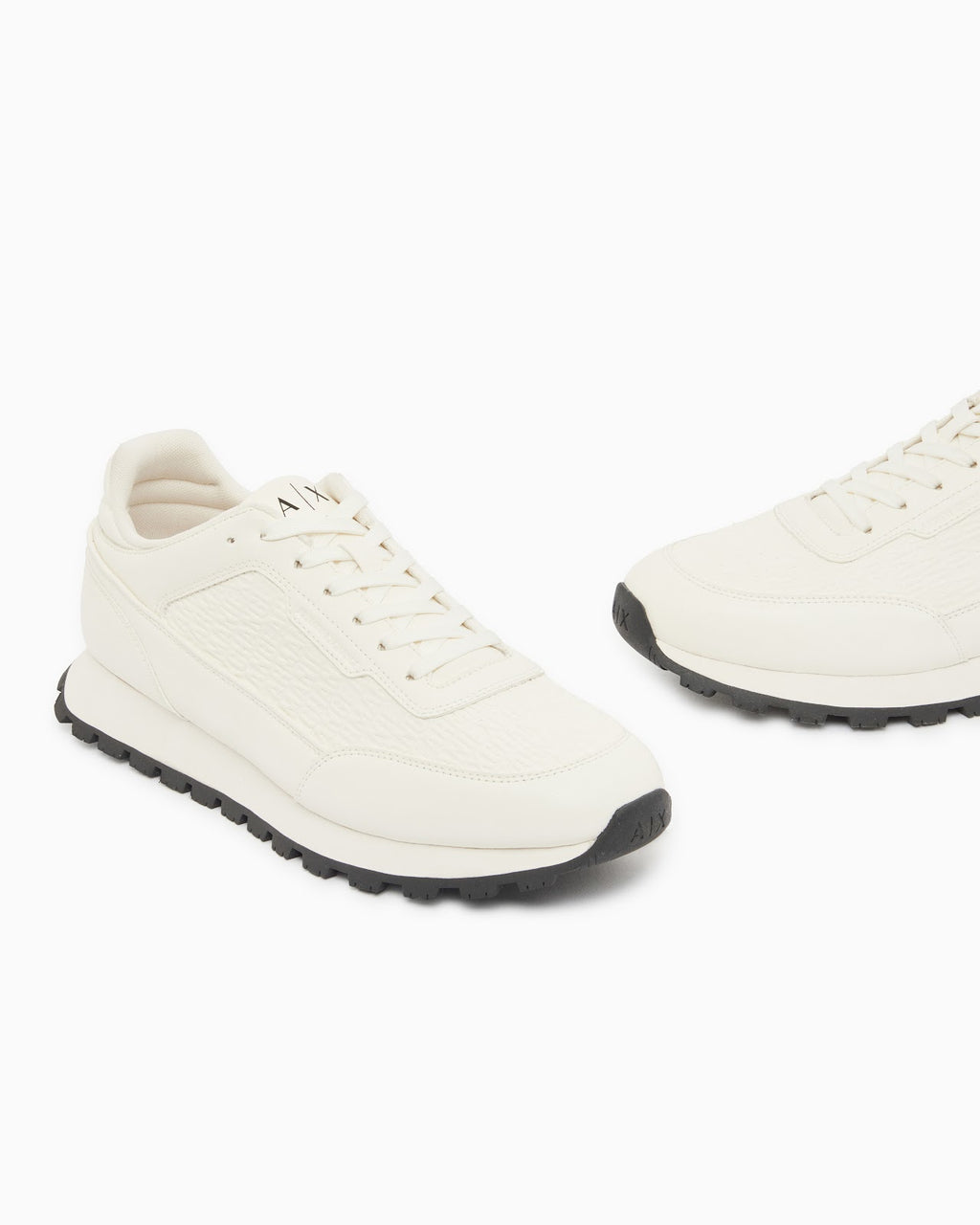 Zapatillas con textura granulada - Blanco