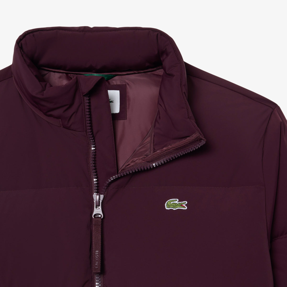 Chaqueta acolchada con capucha hidrófuga