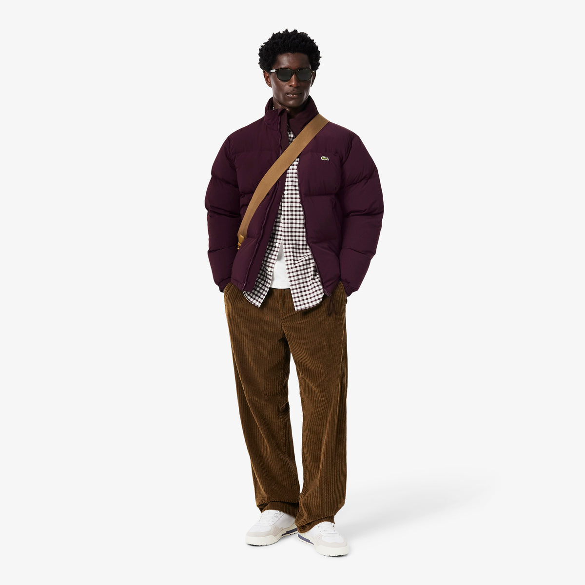 Chaqueta acolchada con capucha hidrófuga