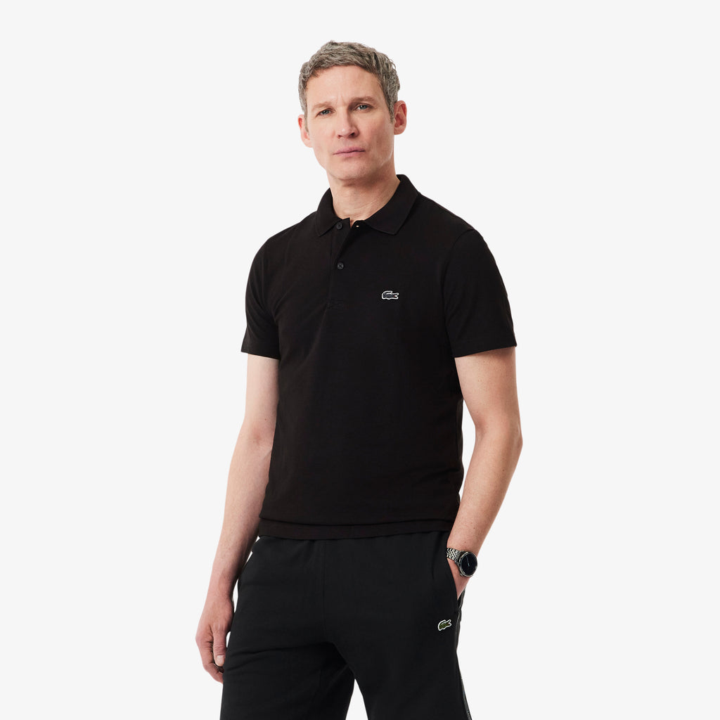 Polo de corte regular de algodón negro